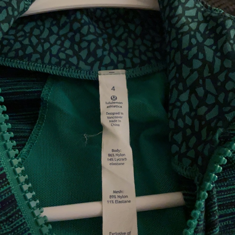 Lululemon jacket - Picture 4 of 4